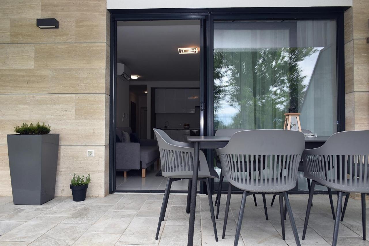 Limerence Apartments Siofok Luaran gambar