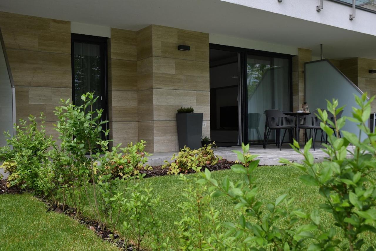 Limerence Apartments Siofok Luaran gambar