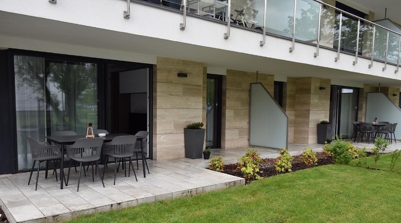 Limerence Apartments Siofok Luaran gambar