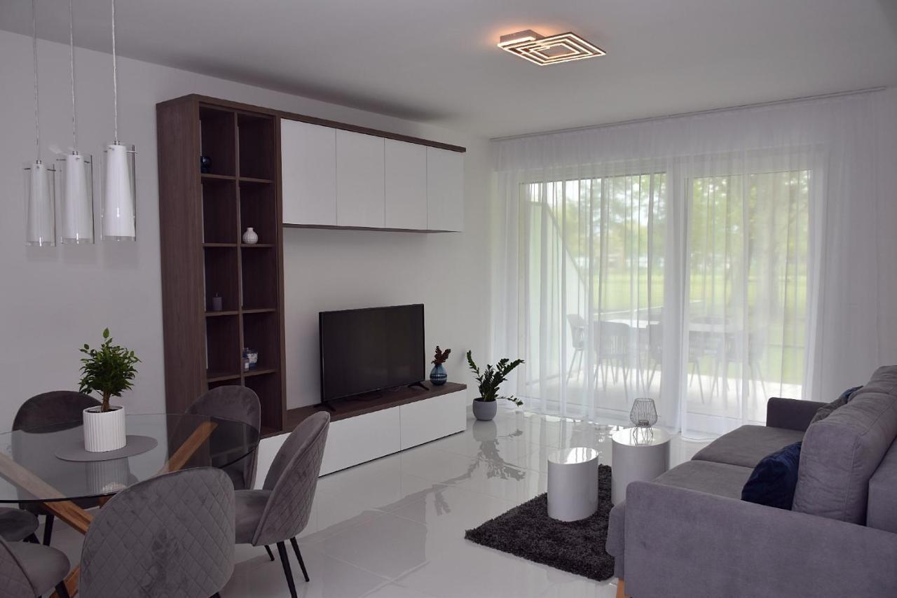 Limerence Apartments Siofok Luaran gambar